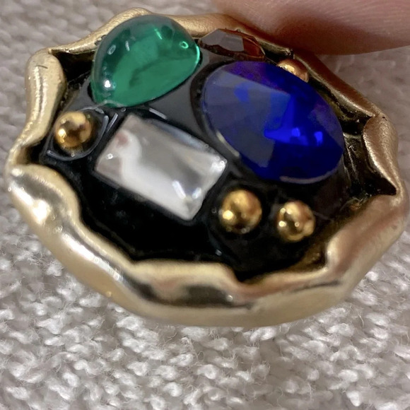 Vintage Handmade Round Plastic  Bejewelled Clip On Earrings - Picture 8 of 10